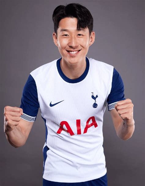 New Tottenham Kit 2024-2025 | Nike unveil Spurs home shirt with navy ...