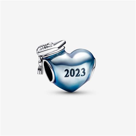 Blue 2023 Graduation Heart & Bag Charm Holder Set