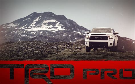 Toyota Tundra Logo Wallpaper