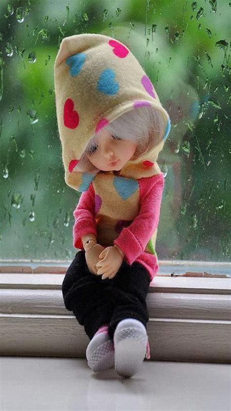 Cute Sad Doll Wallpapers