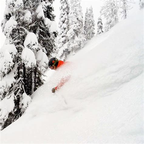 Stevens Pass Resort | Ski Trip Deals, Snow Quality, Forecast