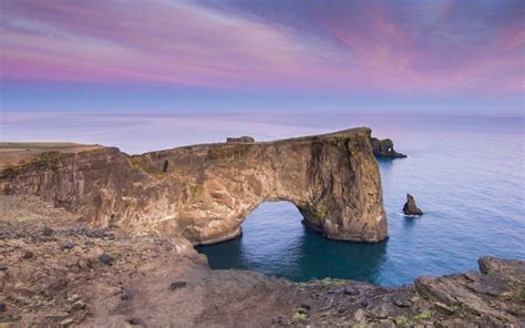 Dyrhólaey Beach / Southern Region / Iceland // World Beach Guide