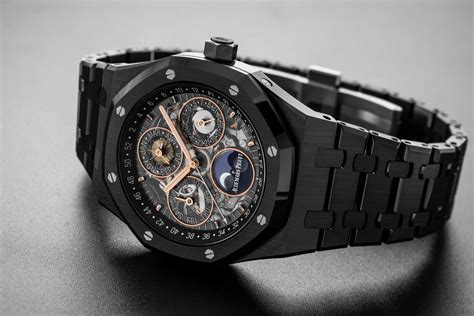 Introducing the Fully Titanium Royal Oak Perpetual Calendar - Revolution