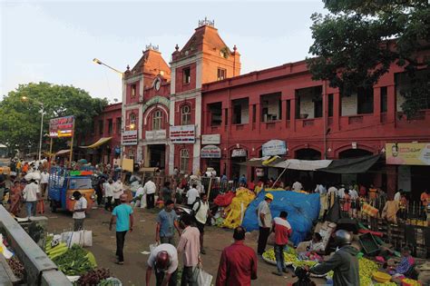 The Legacy of KR Market in Bengaluru - Paper Planes