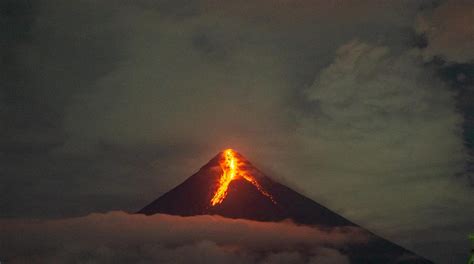 Eruption of Philippines' most active volcano may last for months: Expert - 'Business Standard ...