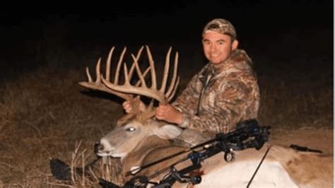 Buck of a lifetime: Oklahoma man harvests unofficial state record ...