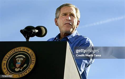 20,162 George W Bush 2004 Stock Photos, High-Res Pictures, and Images ...