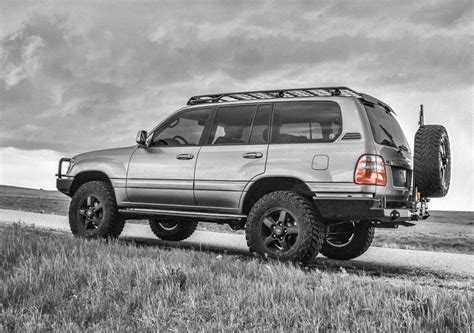 Why buy a used Toyota Land Cruiser 100 Series – Drive Safe and Fast