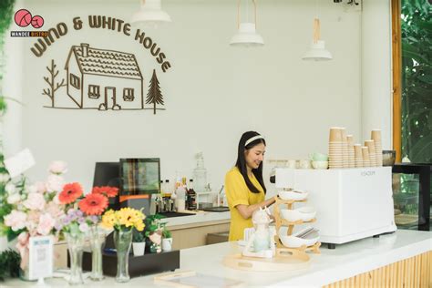 Wind & White House Cafe โฮมคาเฟ่น่ารักมินิมอล ทานอาหารพร้อมชื่นชมธรรมชาติ