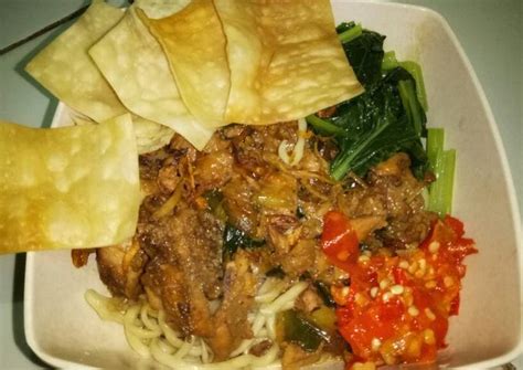 Resep Mie Ayam Pangsit Goreng oleh Lala Laela - Cookpad