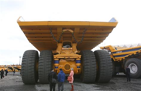 15 Things We Just Learned About BelAZ 75710, The World's Biggest Truck