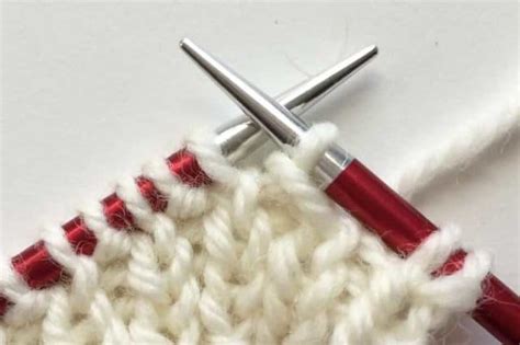 One Row Buttonhole: A Tutorial - knotions