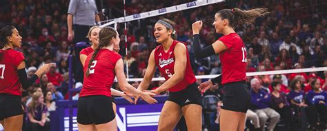 Huskers Sweep Northwestern on the Road - University of Nebraska ...