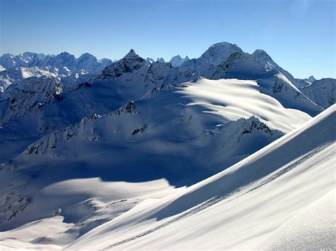 snow covered mountains in colorado | Mountains, Places to go, Natural ...