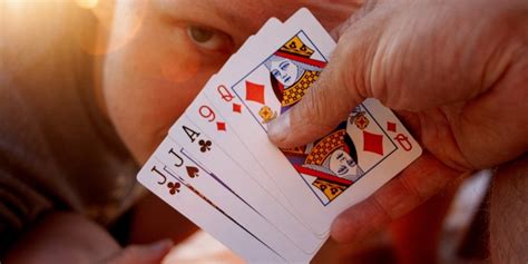 How to Play Euchre? Rules and Instructions | Bar Games 101