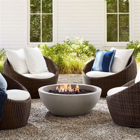 11 Best Outdoor Fire Pit Seating Ideas: Bench, Chairs and More