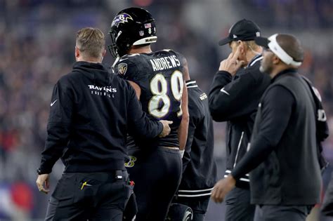 Ravens' Mark Andrews exits 'TNF' game with ankle injury