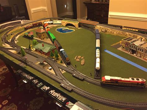 Bob's Lionel O Gauge train layout - Model railroad layouts plansModel railroad layouts plans