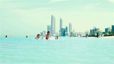 Abu Dhabi Corniche | Landmarks | Experience Abu Dhabi