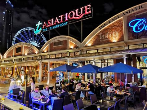 Asiatique The Riverfront in Bangkok: A Detailed Guide