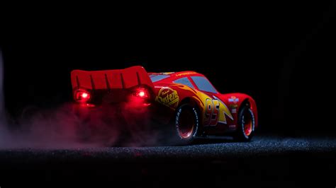 7680x4320 Lightning McQueen Cars 3 Pixar Disney 4k 8k HD 4k Wallpapers, Images, Backgrounds ...