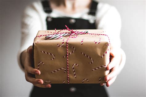 5 idées de cadeaux personnalisés et originaux pour Noël - Happy Blog