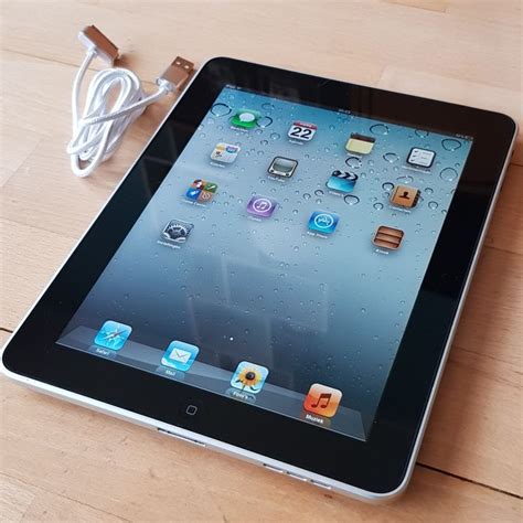 Apple iPad 1st Generation Black 32GB MB292LL A1219 5.1.1 (9B206) WiFi ...