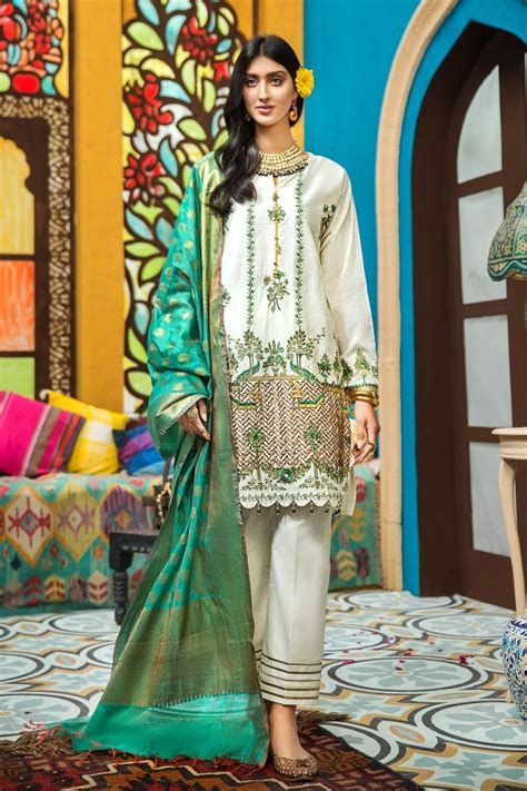 Pakistan’s Top Clothing & Fashion Brands Are Now On Fashionista ...