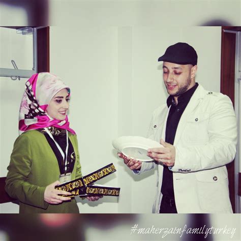 Maher Zain Family TR on Twitter: "Adminimiz hediyesini sunarken ☺ Our admin Büşra Demir with ...