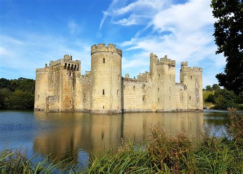 Family day out: Bodiam Castle, Sussex - mummytravels