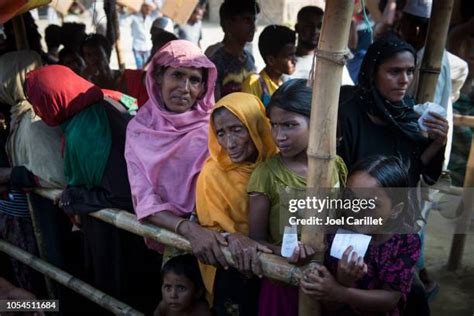 1,103 Rohingya Girls Stock Photos, High-Res Pictures, and Images ...