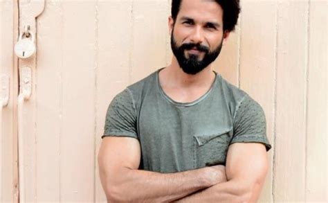 'Jersey': Shahid Kapoor Shares 'De Dhana Dhan' Picture Of Himself From ...