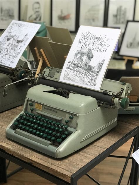 Artist 'Prints' Landscapes and Portraits on Typewriters