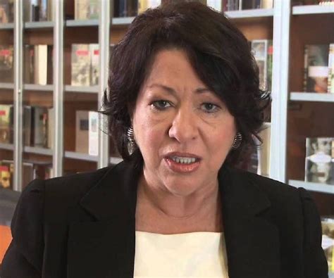 Sonia Sotomayor Biography - Facts, Childhood, Family Life & Achievements