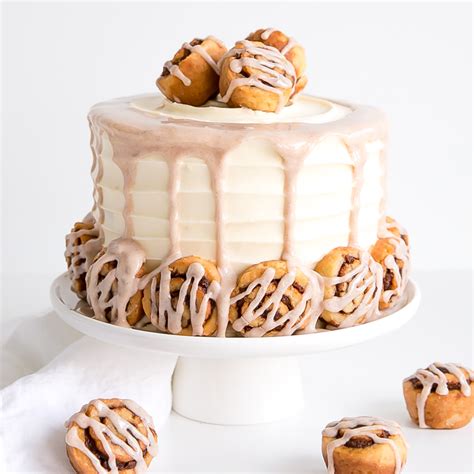 Cinnamon Roll Cake | Liv for Cake