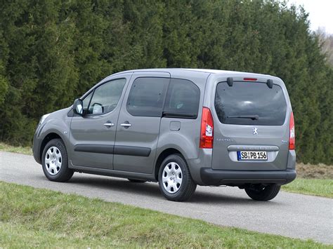 Car in pictures – car photo gallery » Peugeot Partner Tepee 2009 Photo 20