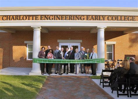 UNC Charlotte News: Early college high school gets ribbon-cutting