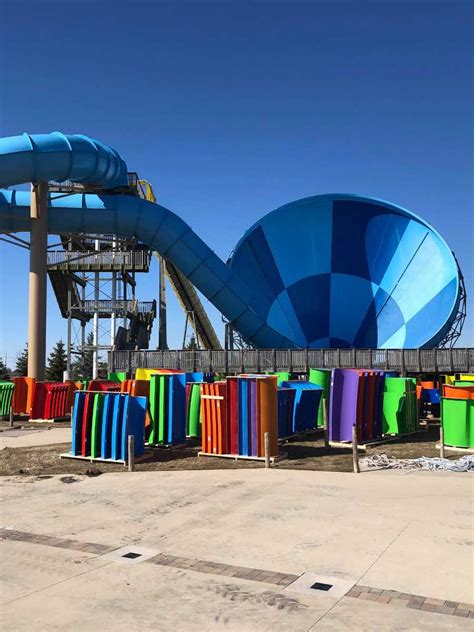 Raging Waves Waterpark, Chicago, USA | Open Hours | Address