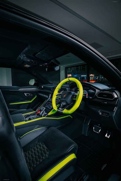 2021 Lamborghini Urus Graphite Capsule by HR Owen | DailyRevs.com ...