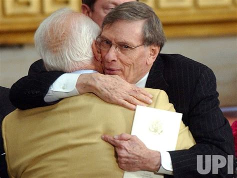 Photo: BASEBALL LEGEND JACKIE ROBINSON GETS CONGRESSIONAL GOLD MEDAL - WAP2005030230 - UPI.com