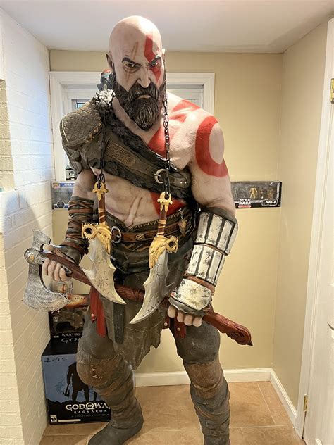 Kratos Life Size Statue : r/GodofWar