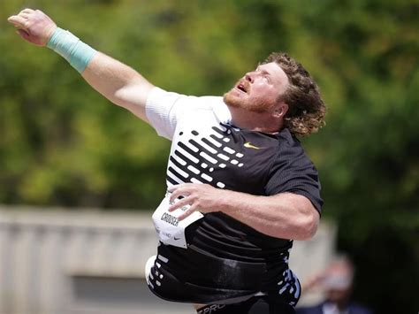 Ryan Crouser smashes his own shot put world record with new technique at L.A. Grand Prix