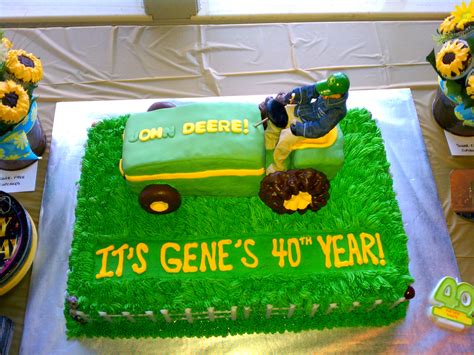 John Deere Tractor Cake - CakeCentral.com