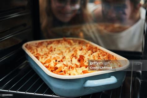 Mars Food Brands In Action Preparing Baked Pasta With Mars Dolimio ...