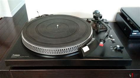 Technics SL 2000 stereo turntable Photo #1844519 - Canuck Audio Mart