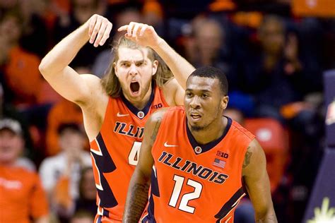 Illinois Fighting Illini Basketball - The Champaign Room