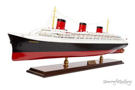 SS Normandie model with LED lights | Ocean Liners Models