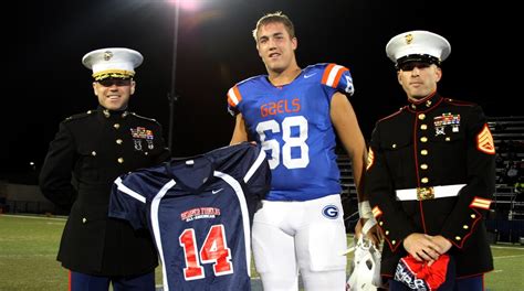 RS San Diego Marines get ready for game time