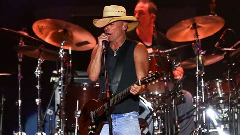 Kenny Chesney announces 2023 'I Go Back Tour' | KTNN - St. Michaels, AZ