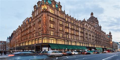 The Harrods Tea Rooms – Luxury Restaurant Guide